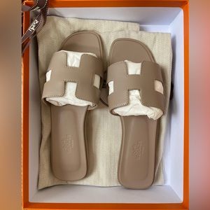 Hermes Oran Sandal Beige Mastic 37.5